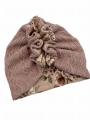 Sweterkowy turban falbanka z kwiatowym motywem