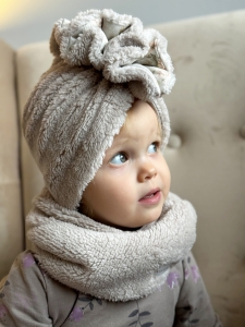 Zestaw turban falbanka baranek beżowy + kwiatowy wzór 