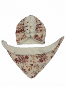 Zestaw zimowy kwiatowy print + chusta ecru 