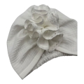 Muślinowy turban kapelusz z eleganckim haftem śmietankowa biel