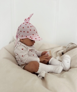 Muślinowa chusta serduszka na różu hit lata 