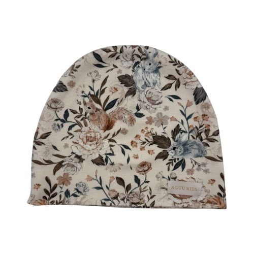 Jesienna czapka dla dziecka z motywem leśnych zwierzaków