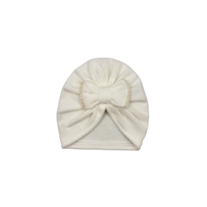 Turban jesienny kokarda z ozdobnym haftem ecru