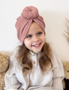 Wyjątkowy turban donut brudny róż sweterek 