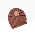 Turban z ręcznie robionym kwiatem old rose