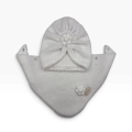 Biały zestaw turban + chusta z ręcznie robionym kwiatem