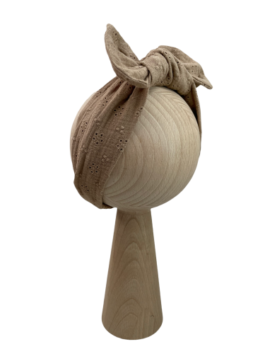 Opaska muślin haftowany big bow cappuccino