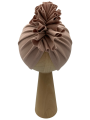 Turban falbanka w kolorze cappucino