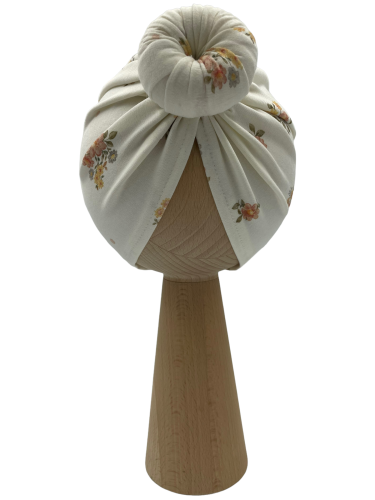 Wiosenny turban donut delikatne kwiaty