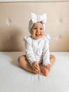 Opaska na wiosnę duża kokarda biała